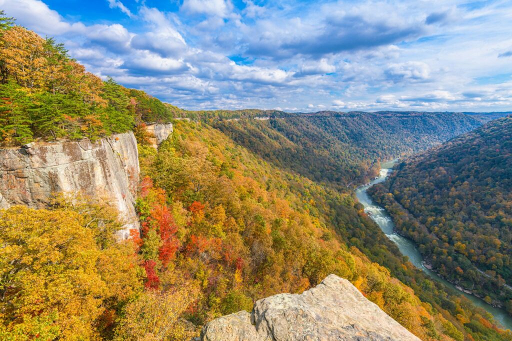 Scenic gorge landscape near Parkersburg, WV, illustrating the depth and breadth of Clear to Launch Dental Marketing' dental marketing expertise for Parkersburg dental practices.