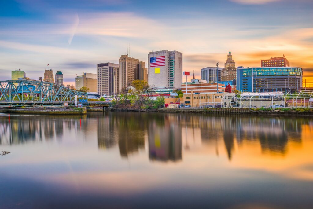 Skyline of Newark, NJ, featuring the city's iconic buildings and Clear to Launch Dental Marketing' comprehensive dental marketing solutions designed for Newark dental practices.